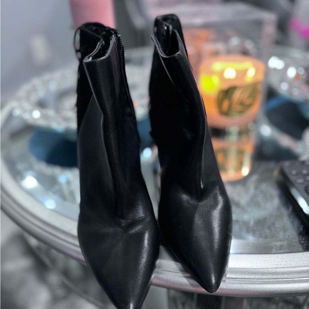 Sam Edelman size 7 black leather $30